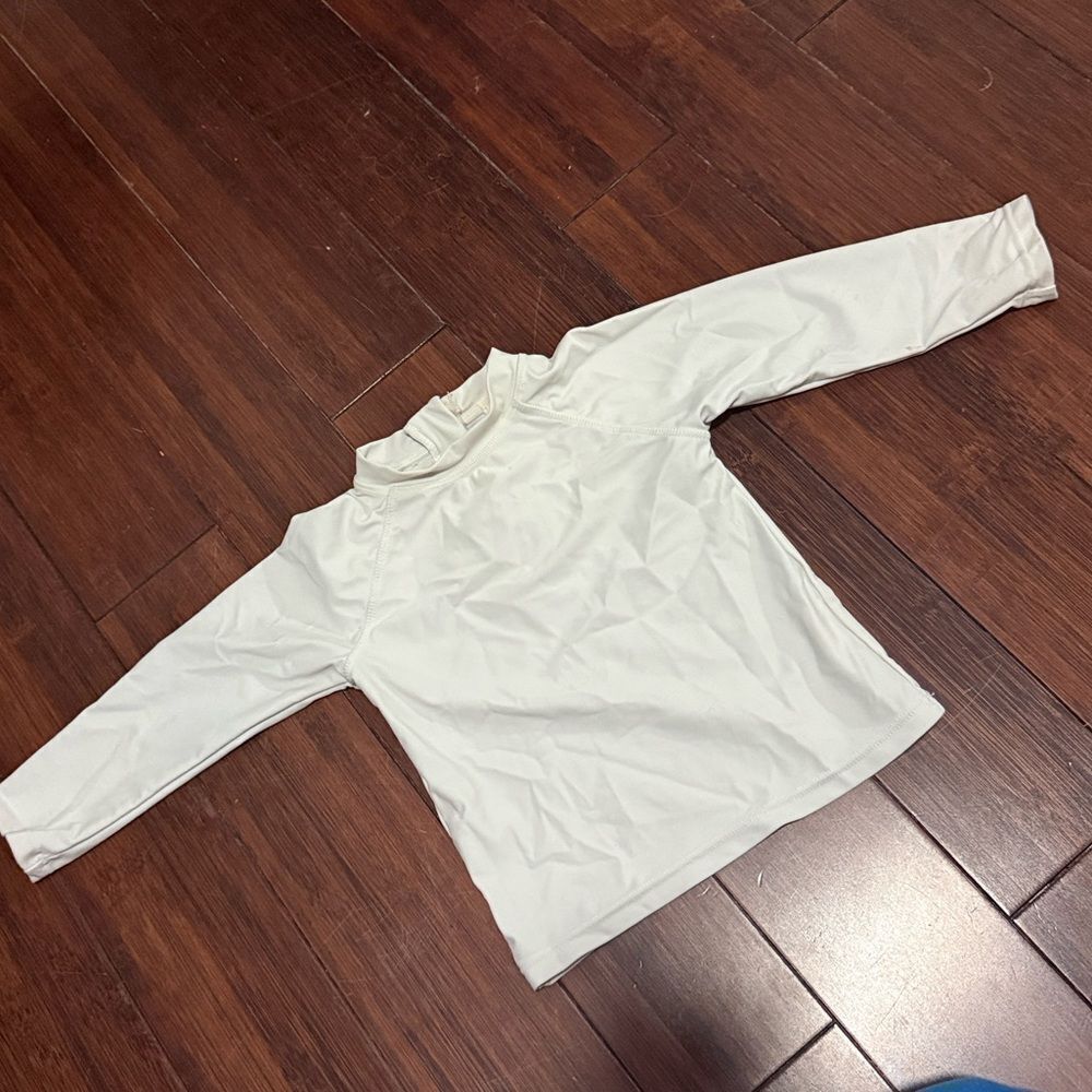 Kids White Long Sleeve Shirt 2-3T - Swim Shirt - GREAT CONDITION White Tee
